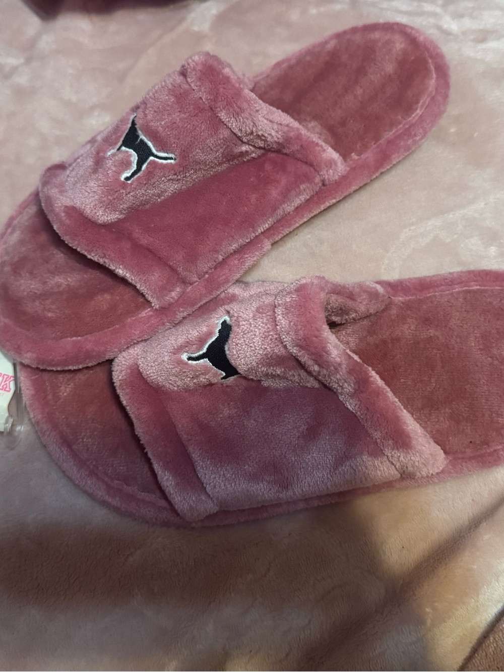 PINK Victoria's Secret Dusty Rose Plush Slide Slippers